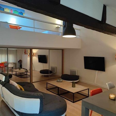 Charme De Victor Conciergeriedamecarcas Apartment Carcassone Exterior photo